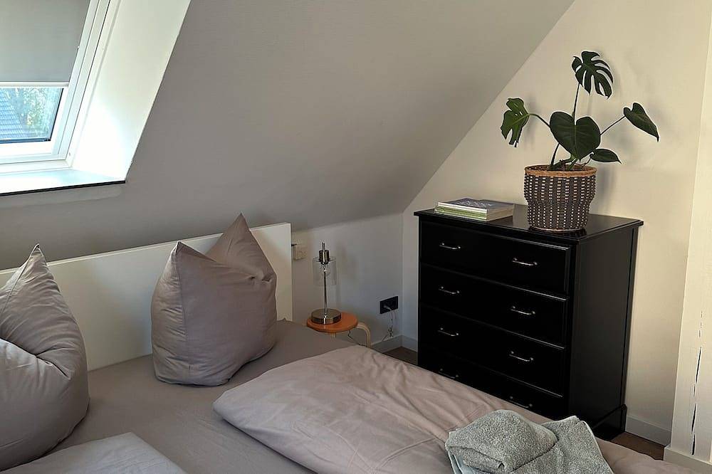 Ganze Wohnung, Wohnen im alten Standesamt No6 in Pasewalk, Vorpommern