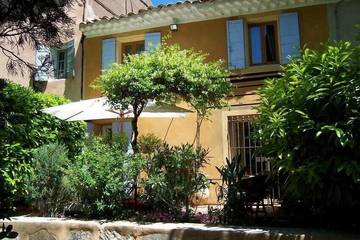 Cottage pour 5 personnes, avec jardin et terrasse à Le Tholonet