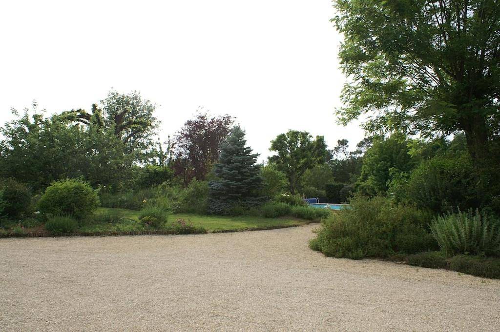 Three-Bedroom House in Marcillac-Saint-Quentin, Périgord Noir