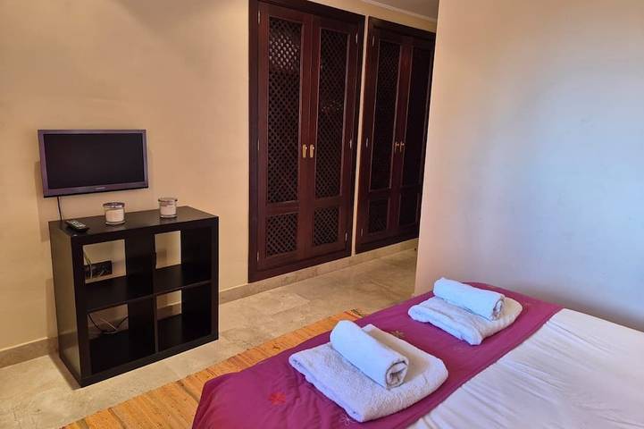 Apartamento entero, El Soto de Marbella G/F P3 Sea & Mountain Views. On Site Golf-Tennis Gym- Padel in Ojén, Sierra de las Nieves