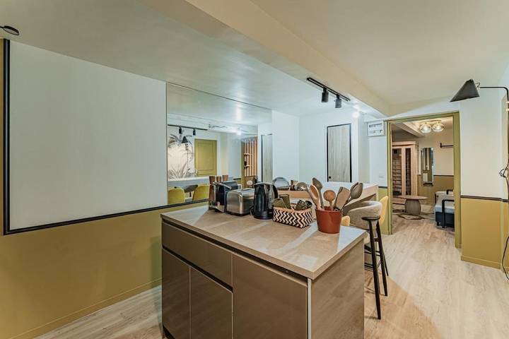 Gîte pour 6 personnes, avec jacuzzi dans Gare Montparnasse - 2