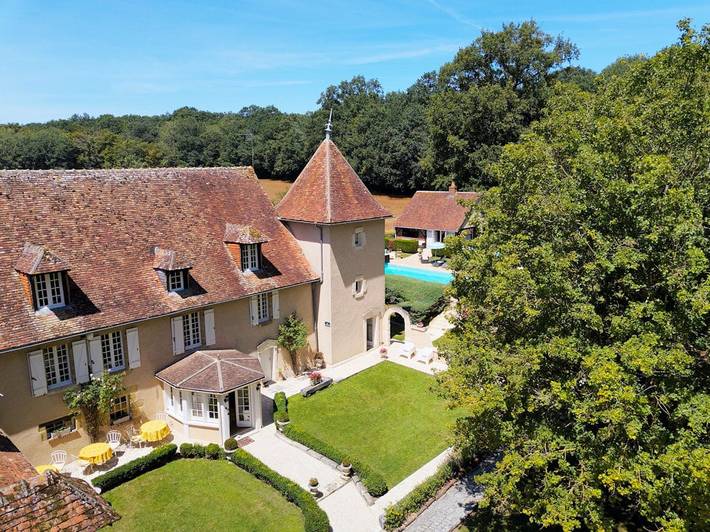 Chambre d’hôte pour 2 personnes, avec jardin et piscine