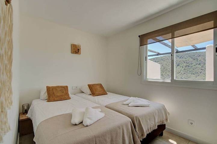 Ganze Wohnung, Apartment no. 4, 1 bedroom, 1 bathroom in Cala Llonga, Santa Eulària des Riu