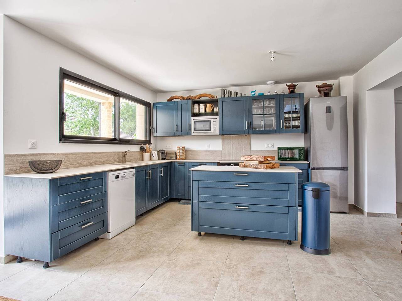 Modern and Spacious House 50m from the Beach for 12 people in Merville-Franceville-Plage, Caen region