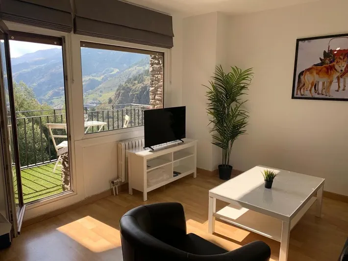 Apartamento de vacaciones para 6 personas, con vistas y terraza - 1