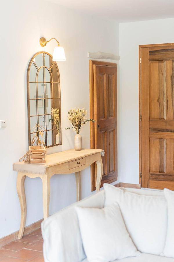 Location de vacances pour 8 personnes, avec jardin ainsi que piscine et vue à Ansouis - 3