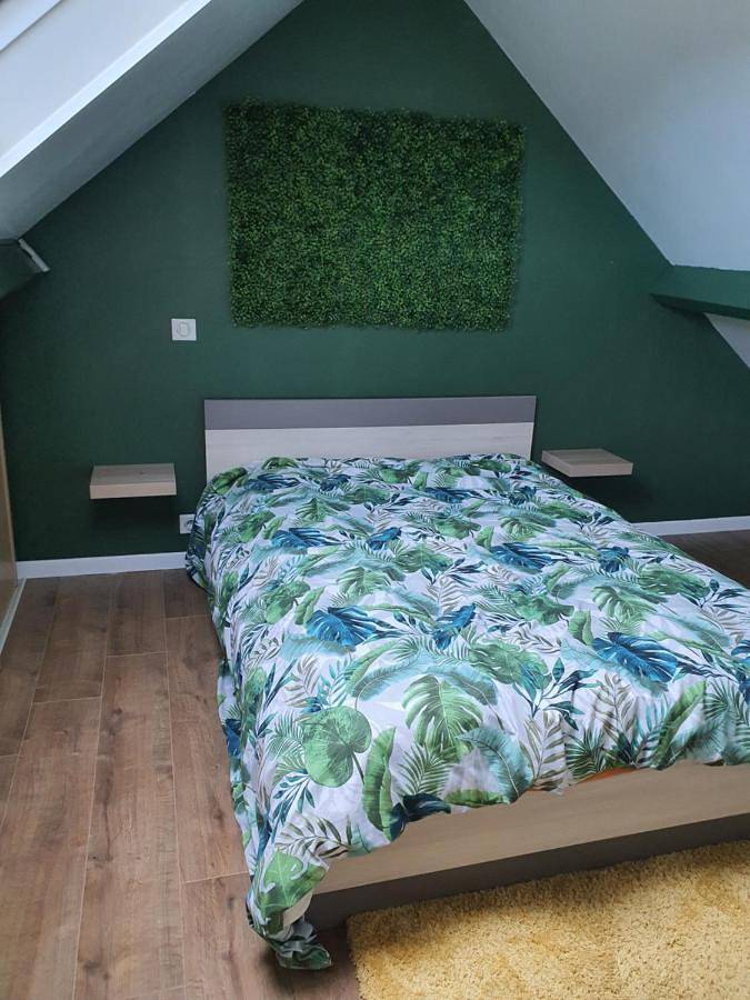 Cottage pour 2 personnes, avec jardin à Villeneuve-sur-Yonne
