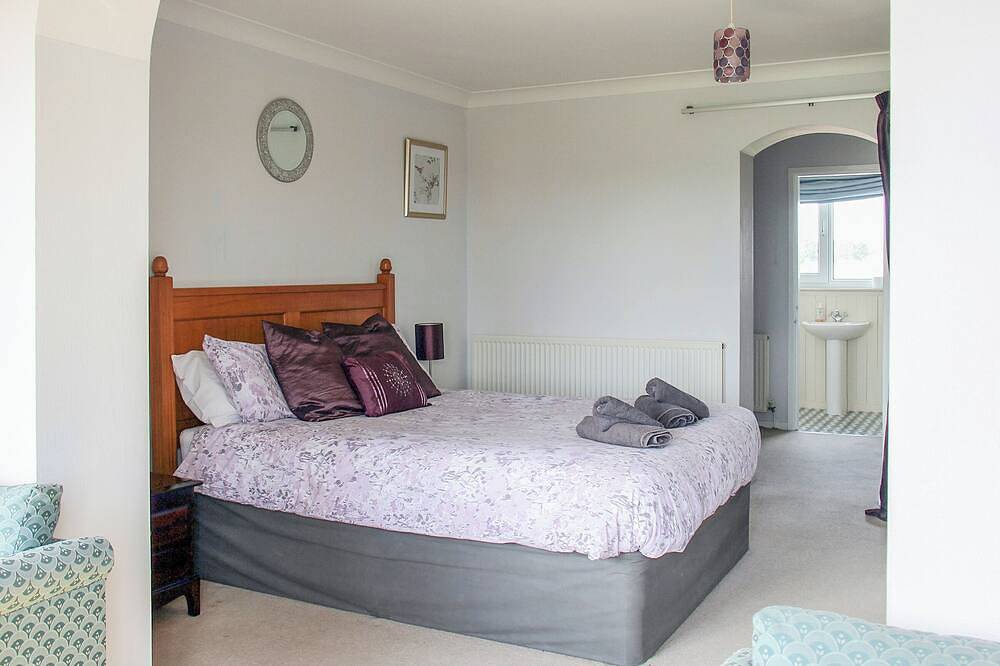 5 bedroom accommodation in Brandesburton, near Hornsea in Brandesburton, East Riding of Yorkshire