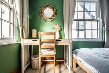 Apartment for 6 People in Exeter, Devon, Photo 2