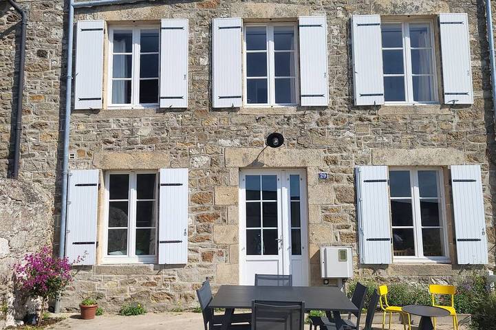 Gîte pour 10 personnes, avec jardin - 1