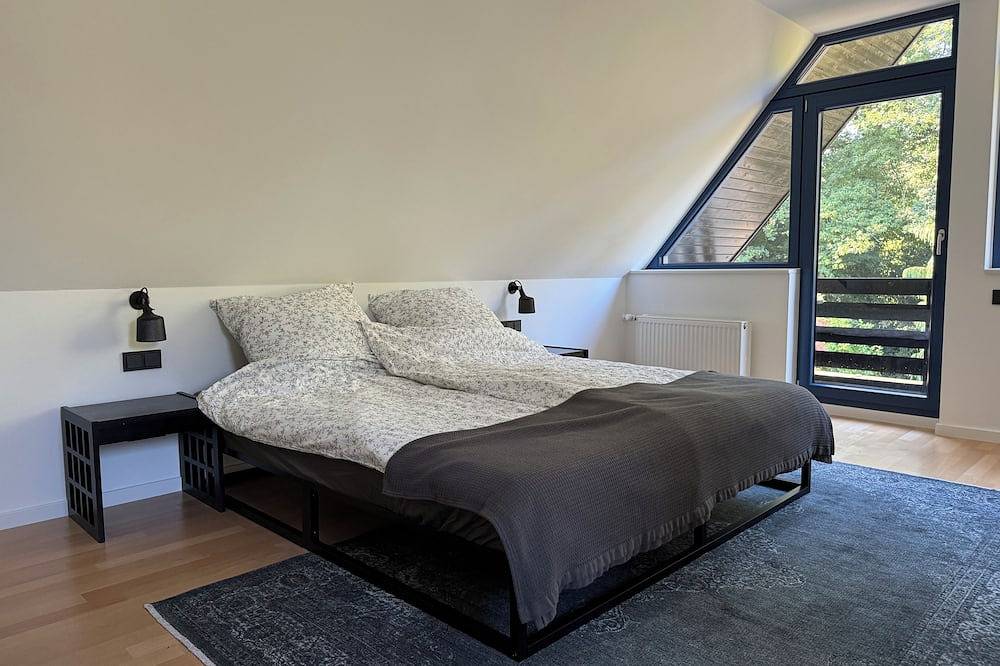 Moderne, ruhige Ferienwohnung mit Garten im Naturschutzgebiet Hülser Bruch in Krefeld, Niederrhein