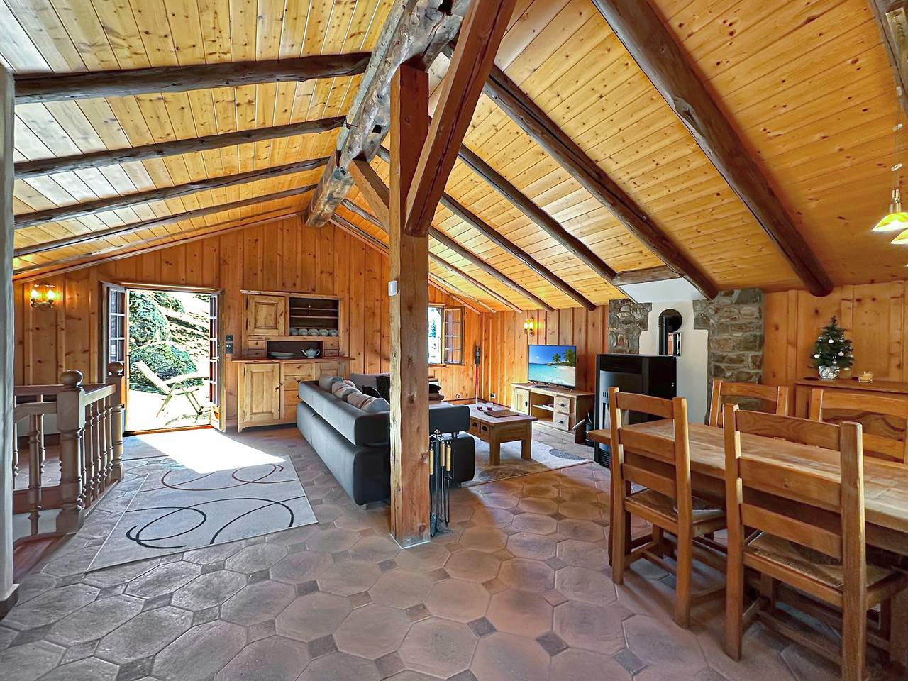 Chalet Le Basset - Family Chalet in the Swiss Alps in Orsières, Walliser Alpen