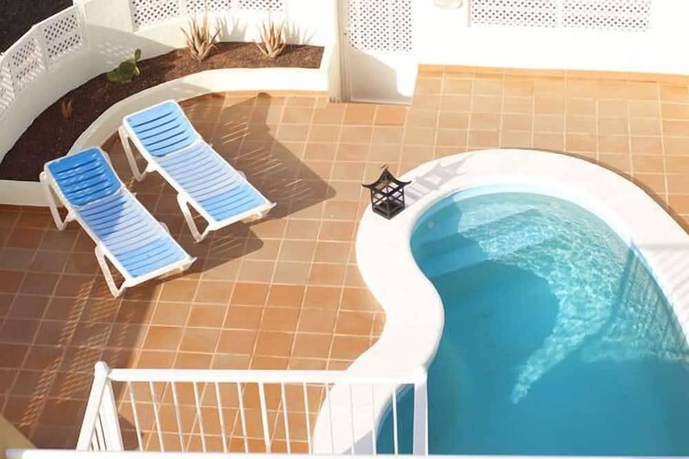 Villen 20 Meter Vom Meer Entfernt, Mit Privatem Pool. in Bajo del Medio (La Oliva), La Oliva