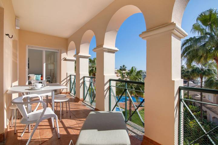Gîte pour 6 personnes, avec jardin à Quarteira - 2