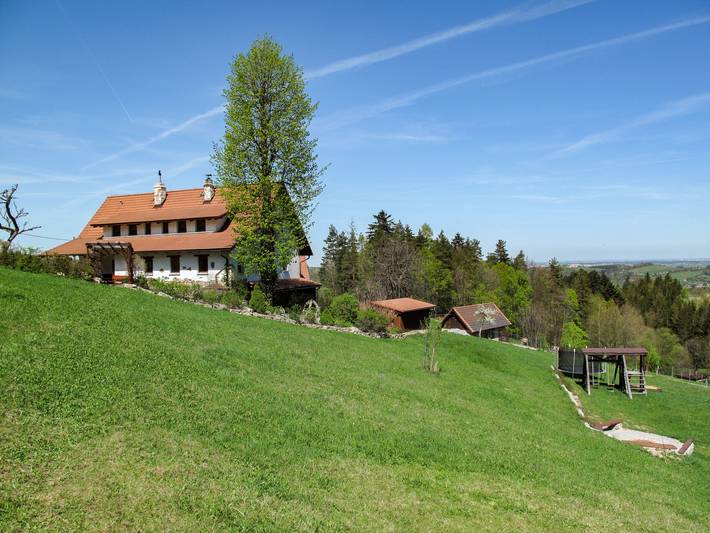 Vakantiehuis voor 12 personen, with Balkon and Terras as well as Tuin and Uitzicht in Moravië