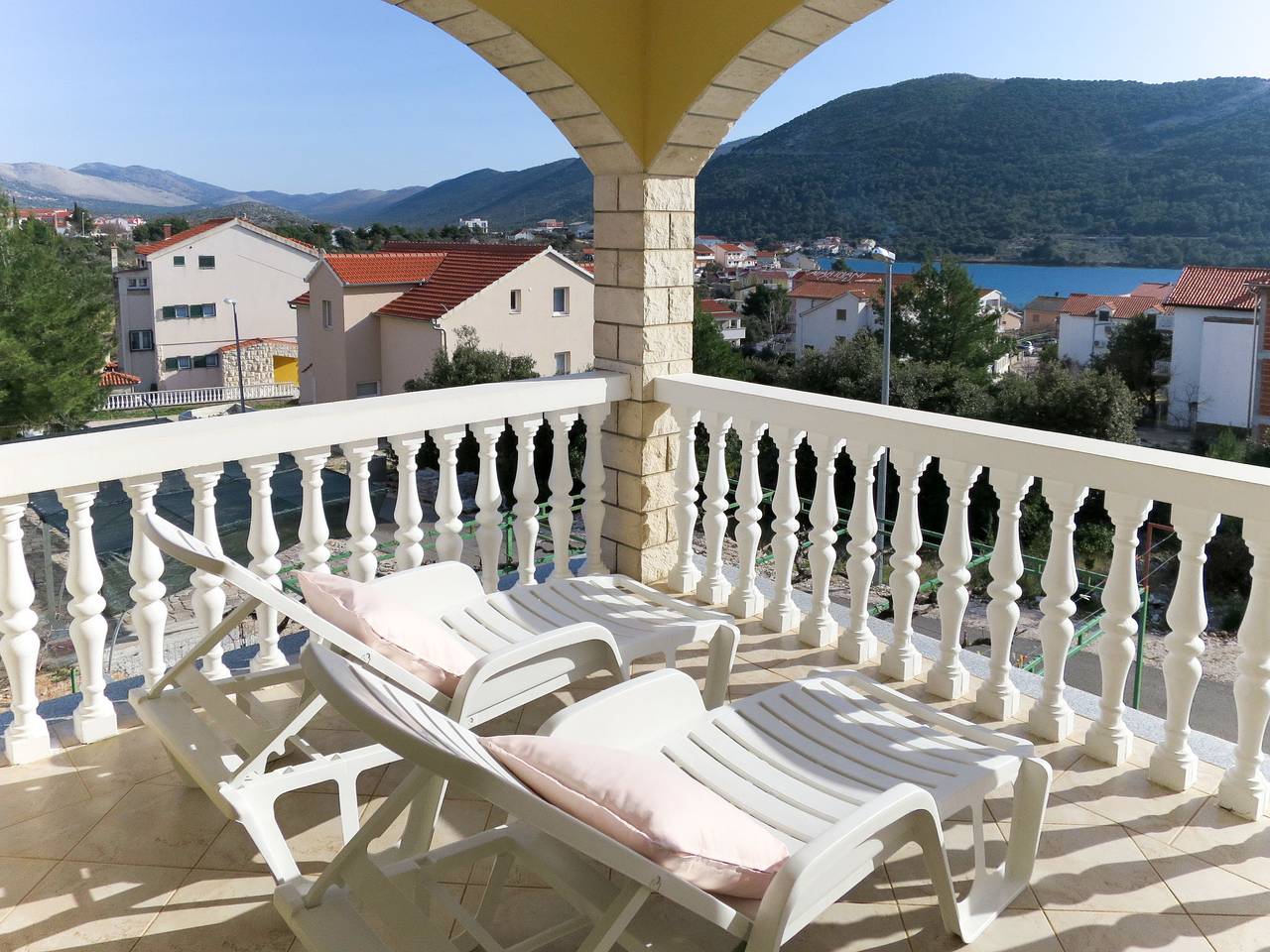 Cały apartament, Toni in Grebastica, Żupania szybenicko-knińska