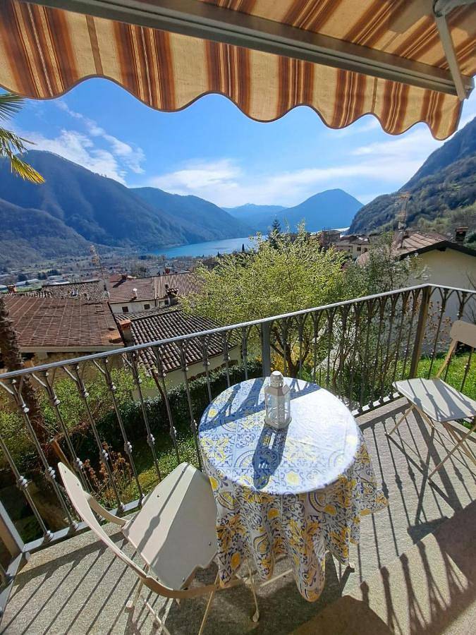 Ferienhaus für 2 Personen, mit Balkon und Terrasse sowie Garten und Seeblick in Gemeinde Porlezza - 2