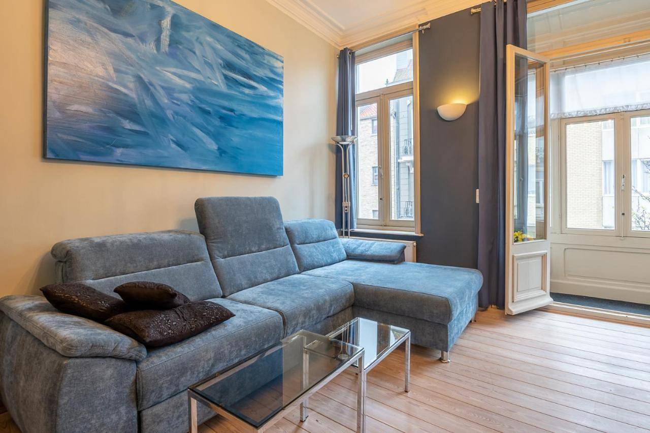 Spacious 7-Bed House in Oostende City in Ville d'Ostende, Oostende