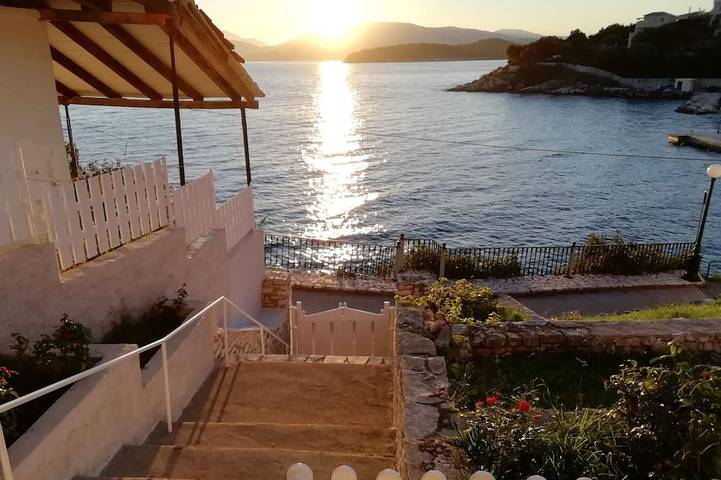 Apartment for 3 people, with balcony and garden in Kassiopi