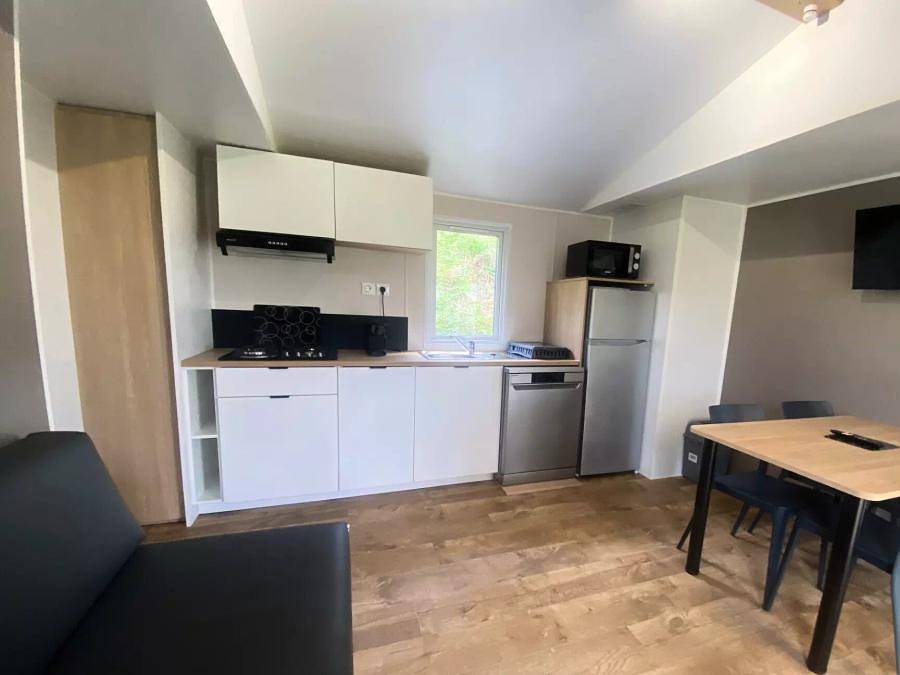 Camping Le Colomba - Mobilhome 4 personas - Vista al Mar o a la Montaña 3 Habitaciones 4 Personas Aire Acondicionado + Tv + Jacuzzi in Olmeto, Distrito de Sartène