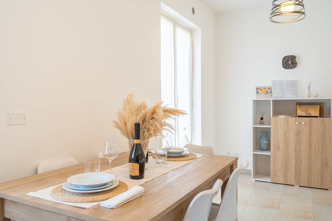 Apartamento entero, Apartamento 'Casa Alejandra A Pachino Centro' con balcón, Wi-Fi y aire acondicionado in Pachino, Provincia de Siracusa
