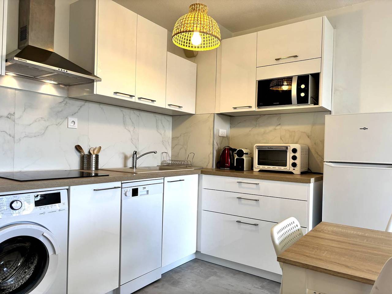 Apartamento entero, Apartamento Tranquilo con Parking Privado en Hyères in Hyeres, Parque nacional Port-Cros