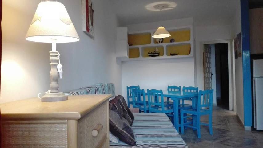 Apartamento de vacaciones para 6 personas, con vistas al lago además de vistas y terraza, Se admiten mascotas - 1