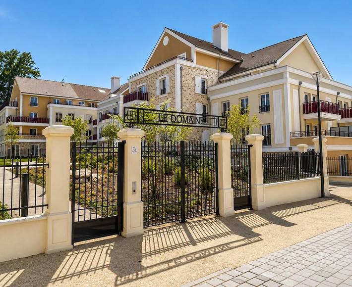 Gîte pour 4 personnes, avec Balcon et Terrasse à Osny - 4