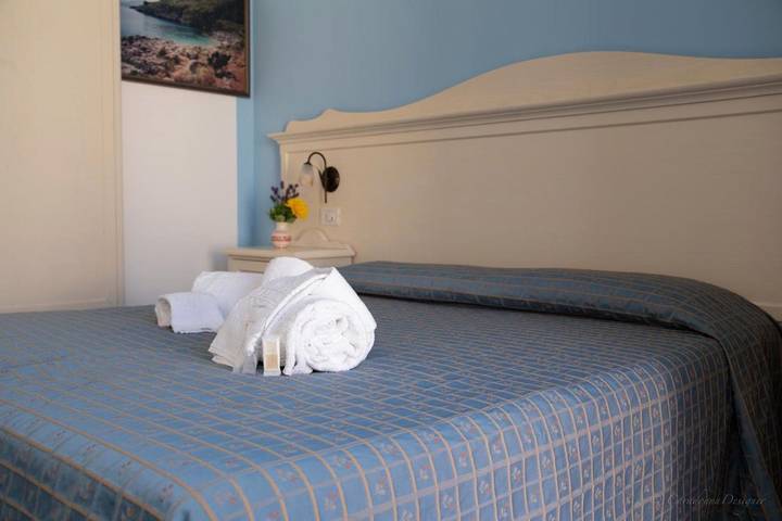 Camping für 3 Personen, mit Terrasse und Pool sowie Kinderpool, mit Haustier auf Sizilien - 3