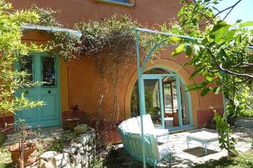 Cottage pour 6 personnes, avec jardin et terrasse à Miscon