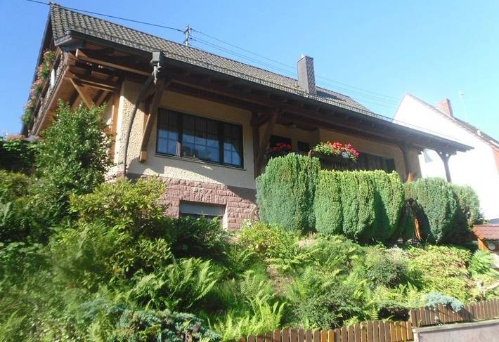Ferienwohnung für 4 Personen, mit Balkon im Dahner Felsenland