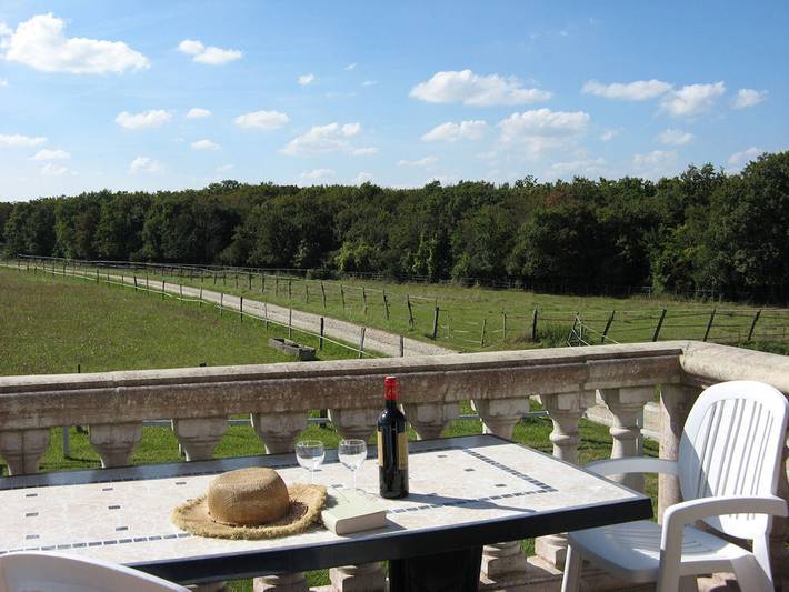 Gîte pour 7 personnes, avec balcon à Poligny (Seine-et-Marne)