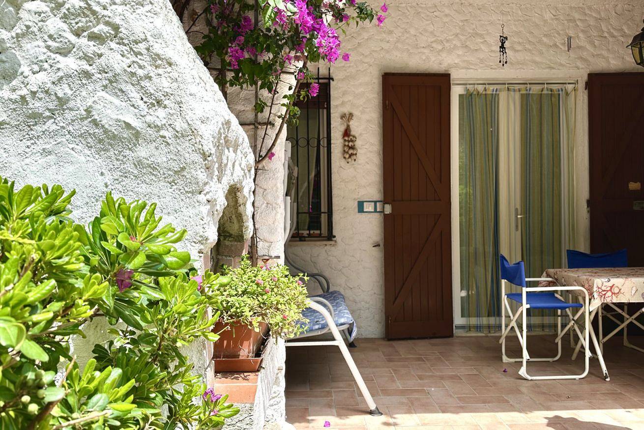Apartamento entero, M092 - Marcelli, villa with porch 250mt from the sea in Marcelli, Riviera del Conero
