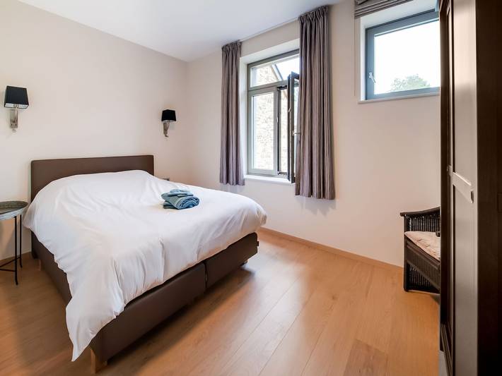 Spacious holiday home in Bourseigne-Neuve with barbeque in Gedinne, Region Namur