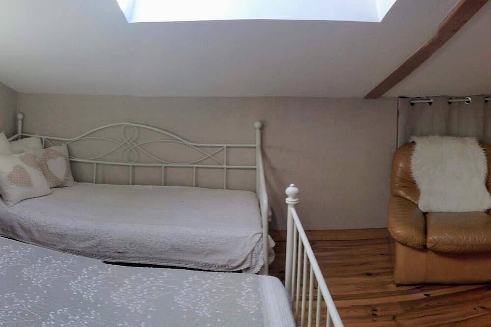 Appartement entier, L'Oliveraie Détente et nature au coeur des volcans in Chauriat, Région de Clermont-Ferrand