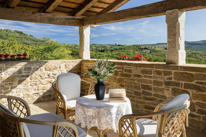 Villa für 2 Personen, mit Garten und Terrasse sowie Pool in Zentralistrien - 4