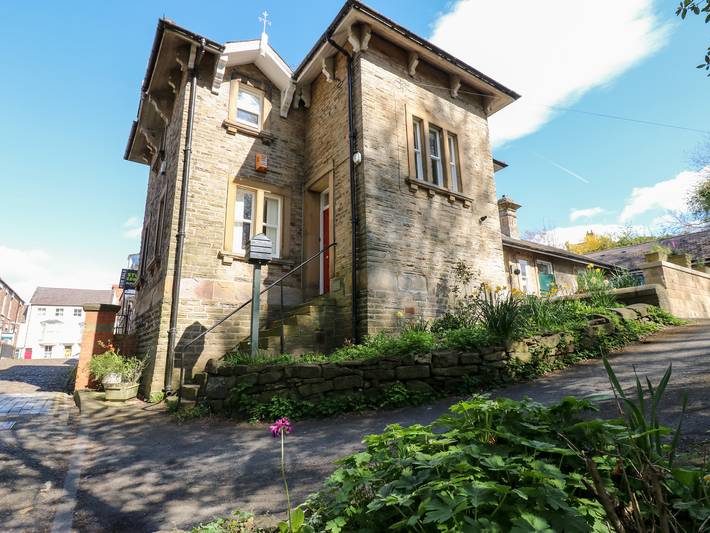 Log cabin for 4 people in Durham