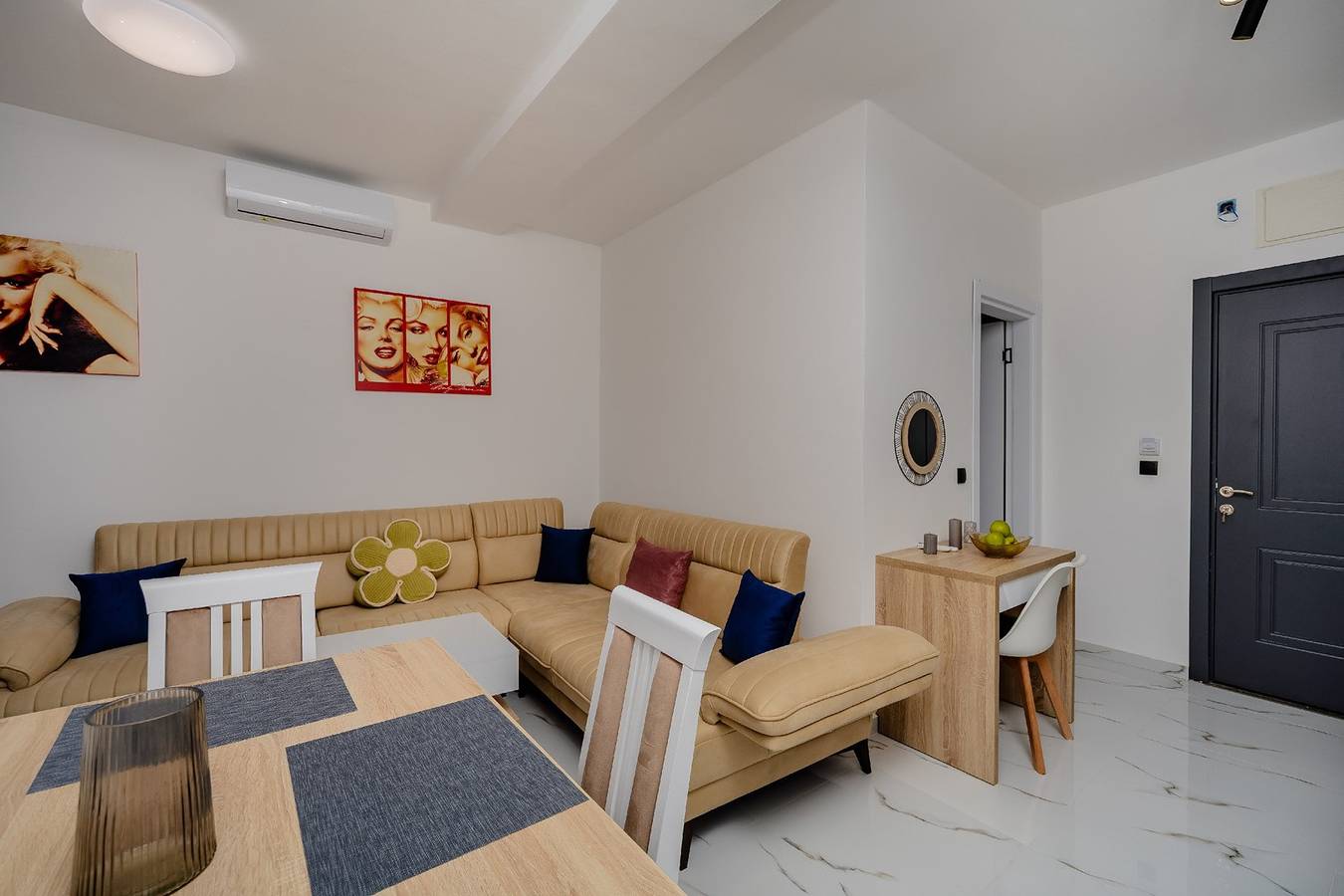 Hel lägenhet, One Bedroom Apartment with Balcony in Utjeha-Bušat, Montenegro