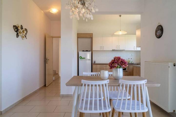 Gîte pour 5 personnes, avec jardin ainsi que balcon et piscine dans Milatos Beach - 2