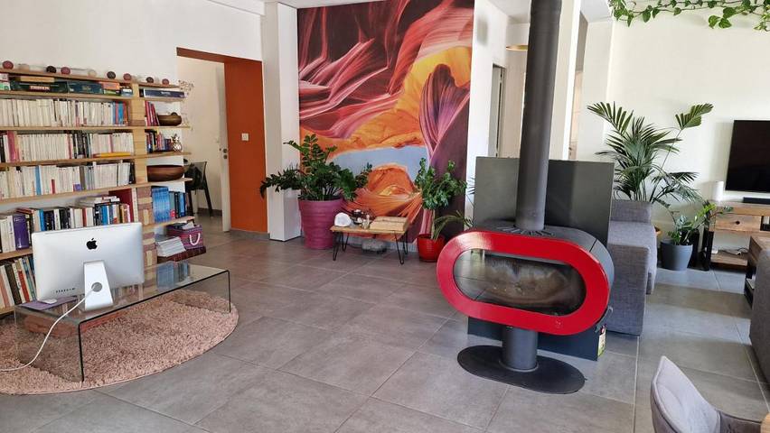 Location de vacances pour 6 personnes, avec vue ainsi que piscine et jardin à Meyrargues - 3