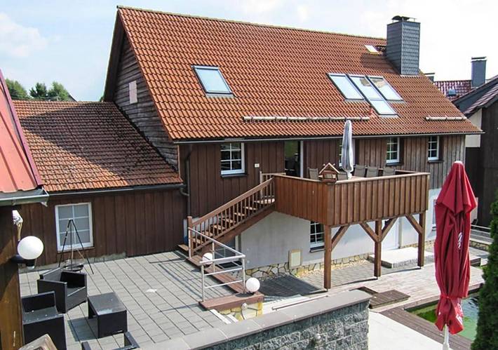 Ferienhaus für 6 Personen, mit Balkon und Terrasse sowie Garten und Pool in Tanne - 3