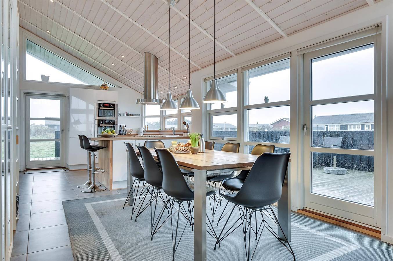 Awesome home in Hirtshals w/ 4 Bedrooms, Sauna and Wifi in Hirtshals, Tannisbucht