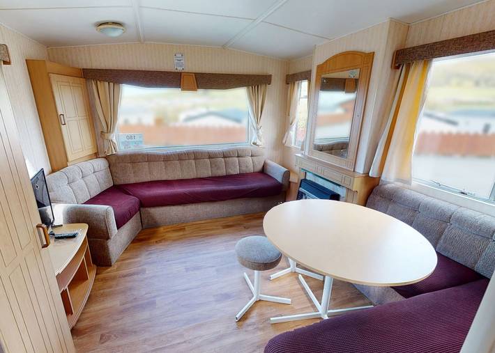Glamping for 4 people in Cardigan Bay