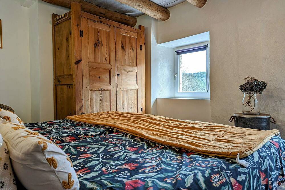 Ancienne ferme rénovée avec jardin privé, poêle à bois et terrasse in Saint-Préjet-d'Allier, Haute-Loire