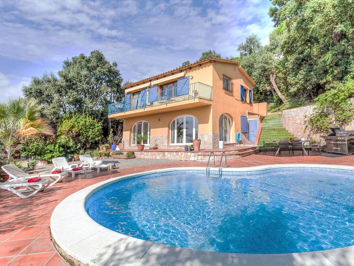 Location de vacances pour 6 personnes, avec vue et jardin à Santa Cristina d'Aro - 2