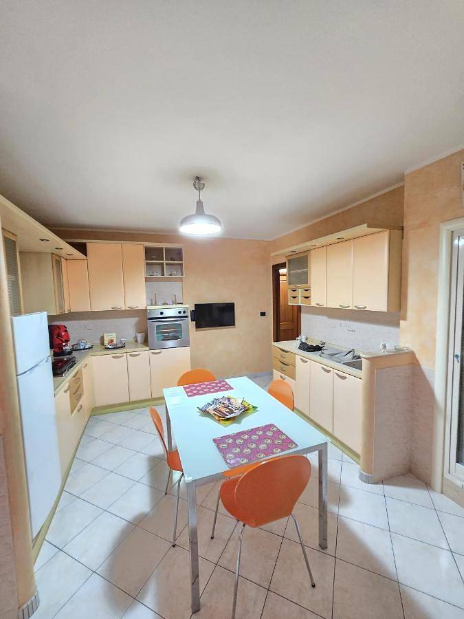 Chambre d’hôte pour 4 personnes, avec vue et jardin, animaux acceptés à Catane - 4