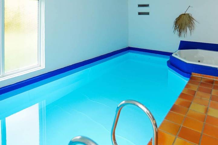 Ferienhaus für 12 Personen, mit Sauna und Pool sowie Terrasse in Houstrup Strand