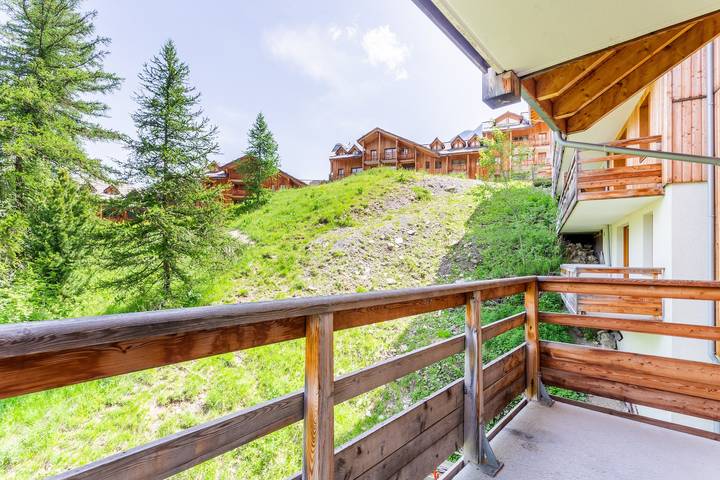 Gîte pour 10 personnes, avec balcon et sauna ainsi que jacuzzi et piscine à Les Orres - 2