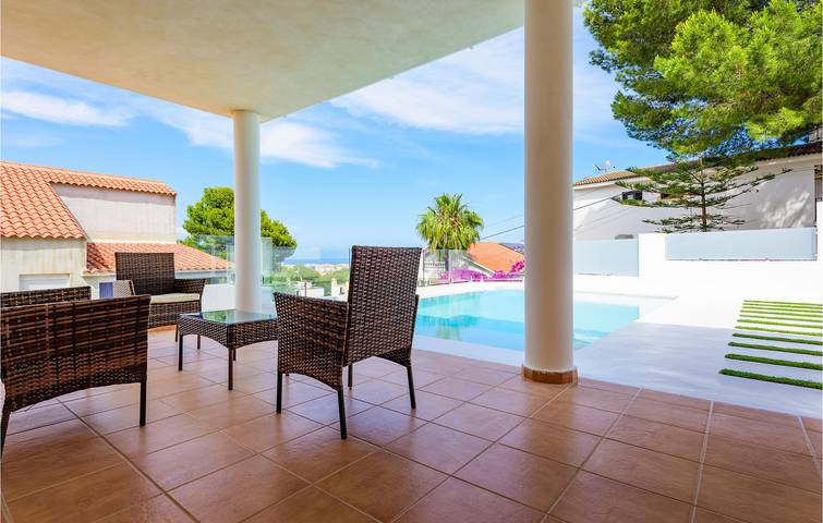 Location de vacances pour 8 personnes, avec terrasse et piscine à Oropesa del Mar - 3