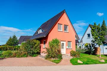 Ferienhaus für 4 Personen, mit Sauna und Terrasse sowie Garten, mit Haustier auf Rügen